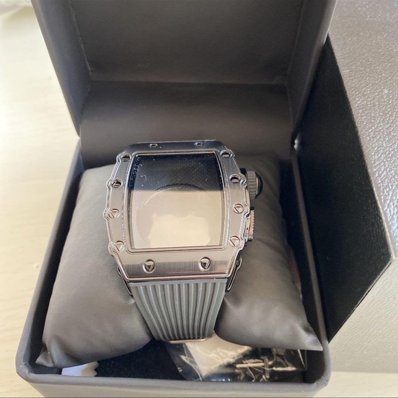 Apple Watch 44mm Luxury case